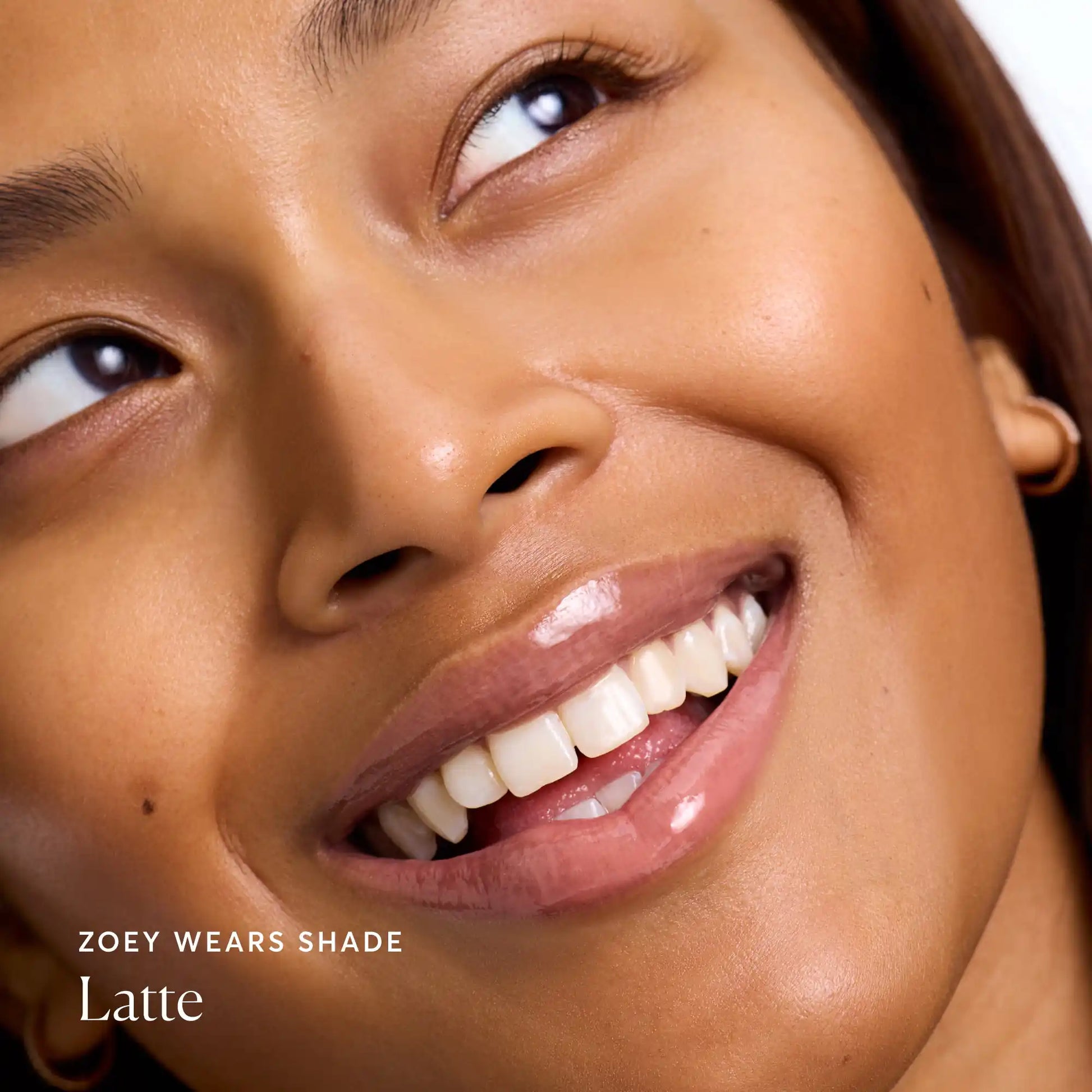phyto-glow-lip-balm-latte-v3 NATR-60110-Alt-Images-Phyto-Glow-Lip-Balm-Latte-04.webp